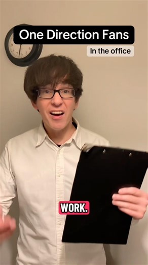 One Direction fans at work #onedirection #1d #harrystyles #louistomlinson #niallhoran