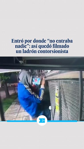 Ocurrió en Merlo Norte, en un kiosco de la calle Goya al 2300, entre Salguero y O’Higgins. Las cámaras de seguridad registraron a un ladrón que se deslizó por una abertura diminuta, casi como un contorsionista, para ingresar al local y llevarse la recaudación. La maniobra, tan insólita como rápida, volvió a encender el debate por la inseguridad en la zona y las imágenes no tardaron en viralizarse. | Diario El Día de La Plata