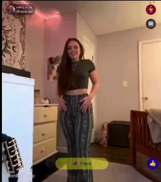 #monkeyapp #ometv #omegle #bananagirlsDM ME for Omegle game, MonkeyApp Wins, Banana girls, Snapgod, Teenage, Anxious Panda and more here: https://t.co/O5VLBL9CwF