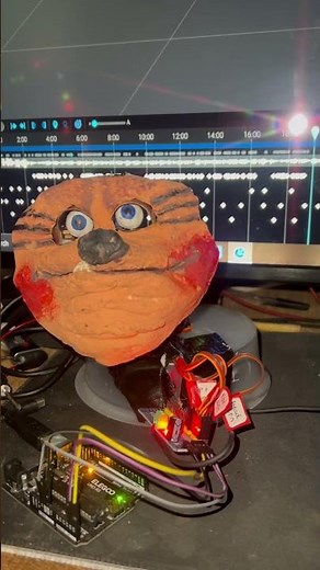 #robot #robotics #rockafireexplosion Billy bob head animatronic prototype