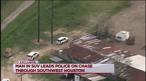 Dog takes down suspect after police chase in Houston