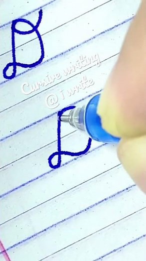 Dog in Cursive writing | Cursive writing capital letter D #shorts #cursivewriting #englishwriting