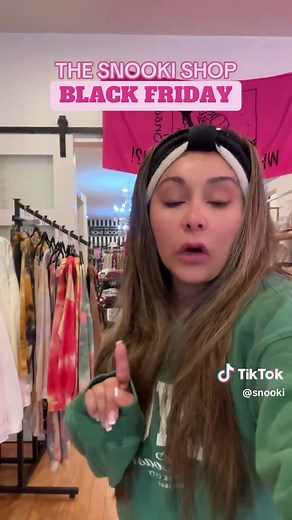 Snooki's Shop: Exciting Outfits and More on Black Friday