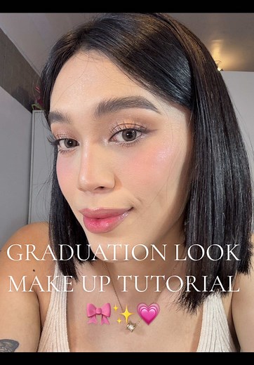 Graduation Makeup Tutorial: Perfect Look for Your Big Day