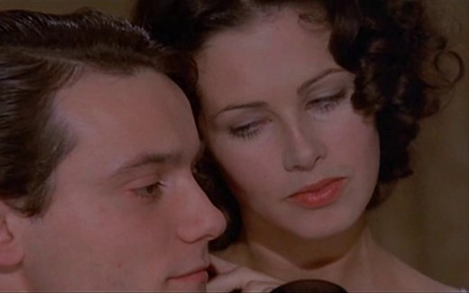 【影视剪辑/意大利电影】La Cugina (1974) Dayle Haddon