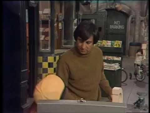 Classic Sesame Street - Biff Makes The Letter D 1974