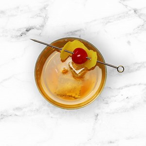 793K views · 4.2K reactions | The Mazel Manhattan With the new 7UP Digital Bartender, mix up the perfect summer cocktail without measuring. See this drink make an appearance Wednesday, 5/23 on Watch What Happens Live With Andy Cohen, which airs Sunday-Thursday at 11/10c on Bravo. More party recipes at 7UP.com | Tasty | Facebook