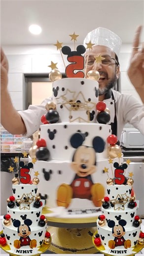 Sanjay Surywanshi on Instagram: "#Mickey mouse cake##🐭🐭🐭🐭### . . . . . . . . . . . . . . . . . . . #viral#reels #instagram #trendingreels #Mickey mouse cake##very nice#so beautiful#very nice ki#pineapple flavour#nice flavour#Mickey mouse birthday cake##5 kg#🐭🎊🎊🎊🎊👌👌👌🎉🎉🐭🐭###"