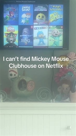 Stephanie Wiggle Lucia Wiggle on TikTok