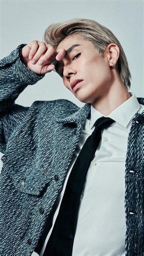 Meet our ELLE Bestie of September 2025: @whylucasmusic, the Singaporean singer-songwriter ready to take on the local music scene. From being a contestant on the second season of @chuang.asia, to opening for @threemandown and performing at Waterbomb Singapore, Lucas is an unstoppable force determined to push the boundaries of what a Singaporean artiste can achieve. Tune in to his debut EP “ORANGE”—out now on all streaming platforms. Click the link in bio for more. Digital Editor: @navin.pillay Vi