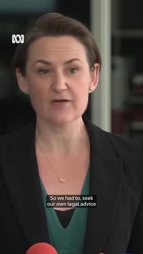 What was the weather like at your place overnight? Was there any storm damage or flooding? 📸👇💬 Some residents in Roleystone woke up to a bit of damage from wild weather which hit Perth's east. 📹 Supplied/Will Carrigan. | ABC Perth