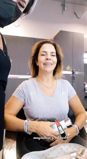 Maquillaje y Peinado de Hoy con Ana María Alvarado