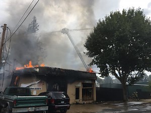 Crews respond to fire at Forest Grove auto shop