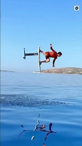 Why This Boat Doesn’t Touch the Water! 😱