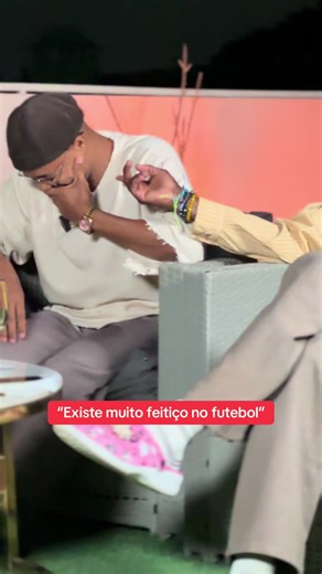 “Existe muito feitiço no futebol” #flyskuad #flypodcast | day day