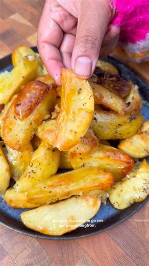 Shelina Permalloo on Instagram: "Grandma Maria’s Greek-Style Roast Potatoes My head chef used to make these for our family meals at the restaurant and honestly… nothing has ever topped them. Soft, almost confit in lemony chicken stock, garlic and oregano then roasted until crisp and golden. These will forever be my favourite potatoes. Save this. Make a big tray. Fight over the last one! 1.5 kg potatoes Maris Piper or King Edward will do 75 ml olive oil 1½ tsp sea salt (plus more to finish) Whole
