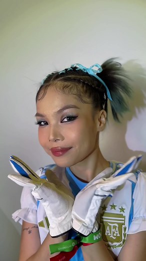 Liu Grace ready for tonight Makeup by me #watera #hanoi #makeup #makeupartist