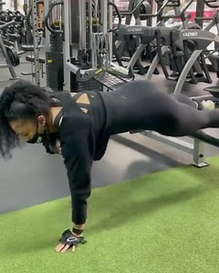 Looking to lean out, tone up, lose weight, increase muscle definition or just improve your overall health and wellness? Well it's never been easier with the help from Shredz. Not only are our products and plans extremely effective but we provide fitness and nutrition plans with every purchase that fit your time frame and preferences so you can start looking and feeling your best. | Shredz Women | Facebook