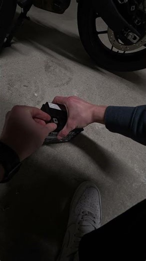 Triumph Speed 400 Battery Replacement