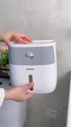 This punch-free tissue box can hold various types of toilet paper rolls and facial tissues. It can also be used to store some personal items for women, which is very convenient.#goodthing #goodstuff #household #household #tiktokshop #kitchen #fyg