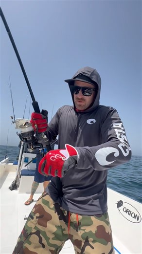 10K views · 217 reactions | PE3 vs 42kg Topwater Amberjack Behind the scenes snippets of the battle that went down after watching this giant chase down my floating stickbait. Great team effort landing the biggest AJ we’ve ever seen .. EVER! @daiwaaustralia @zenaq @black_ledge_lures @bkkhooksinternational @costasunglasses @simmsfishing #topwater #fishing #barbless | No Boundaries Oman | Facebook