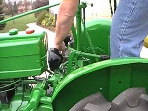 1945 John Deere H