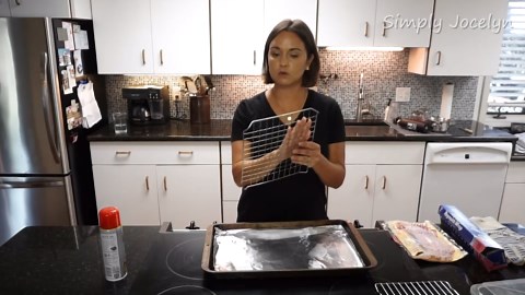How to Make Bacon in the Oven - Simply Jocelyn