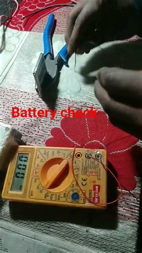 multimeter se battery check ✅