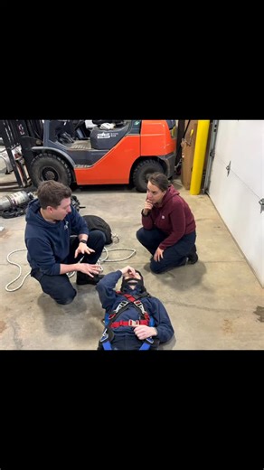 Confined space rescue training in action 👷‍♂️ Our Technical Rescue Team spent today sharpening critical skills in a controlled environment—because when the call comes, precision, teamwork, and preparation matter. If your organization may require confined space or technical rescue support, contact us to book one of our teams for your rescue needs. 📩 Reach out to learn more about our response capabilities and availability. #TechnicalRescue #ConfinedSpaceRescue #EmergencyResponse #RescueServices 