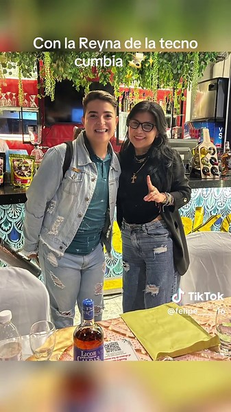Cumbia con Rossy War: Amor Prohibido en Cali