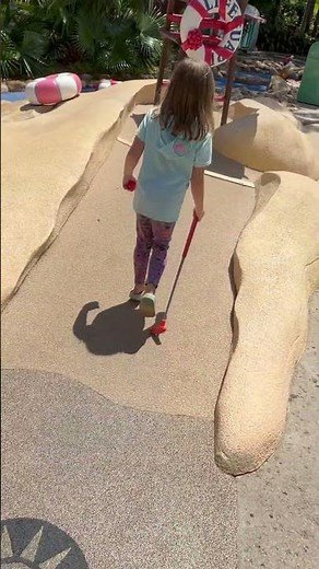 The 60 Day Disney Challenge Day 11! Playing Mini Golf At Disney World! #disney #disneyvlog