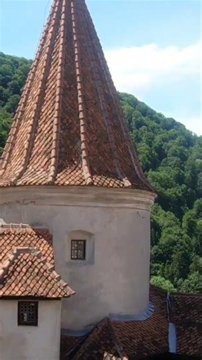 Romania’s REAL Dracula Castle… 🧛‍♂️🇷🇴 #travel