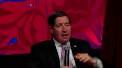 Great conversation with Arun Gupta with @noblereachfdn yesterday at the American AI Festival. We discussed how through @USTechForce, @USOPM is strengthening the talent pipeline to ensure government can lead in AI.