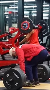 2.3K views · 14 reactions | pranks UFWHCYZ5 #bodybuilder #bodybuildermotivation #prank #cleaner #workout #gymvibes #powerlifting #gym #gymprank #anatoly #strongman | gym pranks | Facebook