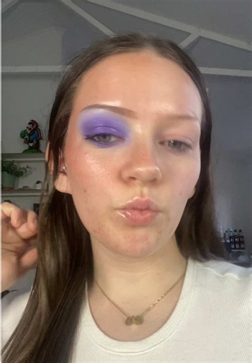 Flawless Makeup After Work: Trends and Tips