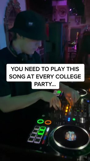 Tech House DJ in Boston with Catchy Beats