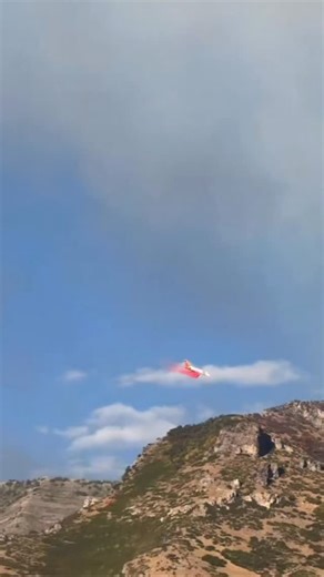Caught The Fire Bug on Instagram: "Erickson Aero Tanker in Madras, Oregon, refers to the company’s firefighting aircraft, primarily converted Douglas DC-7s, which are part of the larger Erickson Aircraft Collection, a museum of vintage warbirds at the Madras Municipal Airport. The collection, started by Jack Erickson, includes many rare, flyable aircraft, and the company also operates these tankers for aerial firefighting, using them to drop retardant on wildfires. 📸 Koal #caughtthefirebug #avi