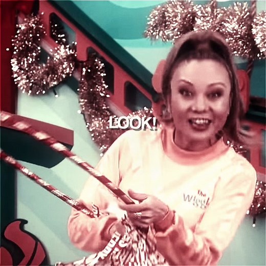 This is probs the best quality (IN MY OPINION) #thewigglesedit #thewiggles #kellyhamilton #kellywiggle #aftereffects