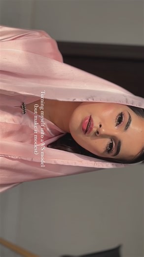AQSA MUNEER on Instagram: "Turning myself into a VS model but make her modest lol @heimish_cosmetic collagen moisturiser @huda @hudabeauty color corrector‘peach’ @diorbeauty foundation #explorepage @entice.cosmetics bubble gum primer #enticecosmetics @hudabeauty mercury retrograde palette @futuremakeupofficial liner @ardellbeauty lashes @hudabeauty concealer in coconut flakes @calistabeautybursa contour #makeupideas @charlottetilbury @charlottetilburyarabia iconic blush and glow kit @anastasiabe
