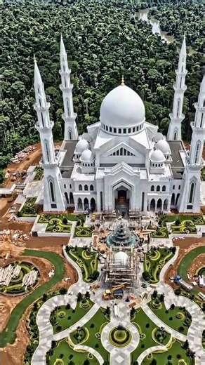 The Construction of a Very Beautiful Mosque in the Forest 🕌 🪷#shorts #feedshorts #shortsfeed