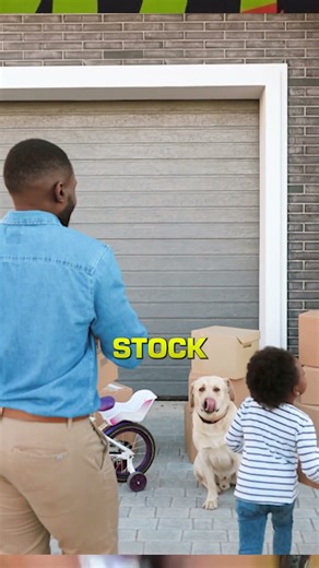 🏡 What Are Options in Stocks? (Explained Like Buying a House) #shorts