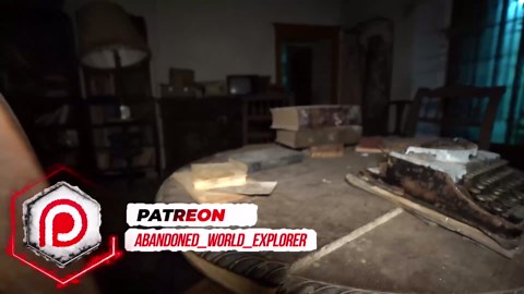 Abandoned Russian house frozen in time - she died here