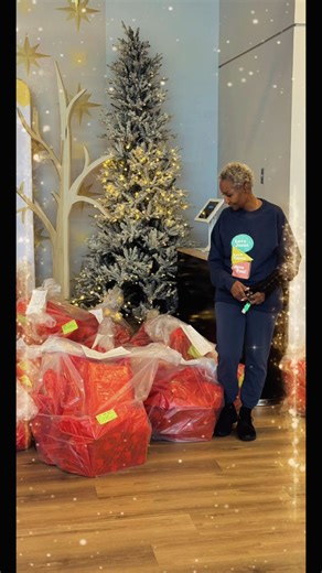 This season isn’t about what’s under my tree… it’s about what I can place in someone else’s hands. 🎁🤍 Showing up. Giving back. Doing the work with joy. That’s how I celebrate. Service never goes out of style at any age. #LivingMyBestLifeAfter60 #SeasonOfGiving #ServiceWithPurpose #GiveWithLove #FaithInAction | Mireille Lexima Jackson