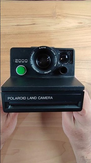 Polaroid 2000 Land Camera - SX-70