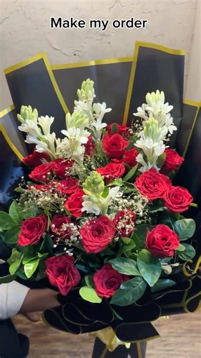 😍 Elegant Red Rose Bouquet Arrangement | Fresh Flower Bouquet ‪@rajuflowerdecor‬ #bouquet