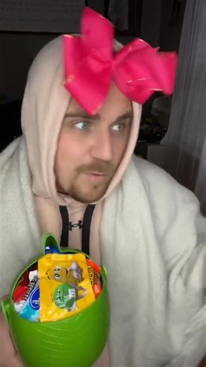 Teick or treating Hack. #trickortreat #candy #halloween | Mark Ryan