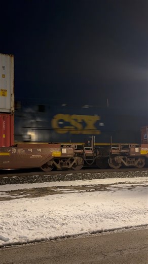 CSX 906 sneakily goes past behind parked train at Hammond Whiting station #trains #railfanning