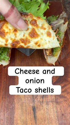 I’m choosing cheese shell over tortilla shells every time! #tacos #fyp #keto #lowcarb #chickentacos