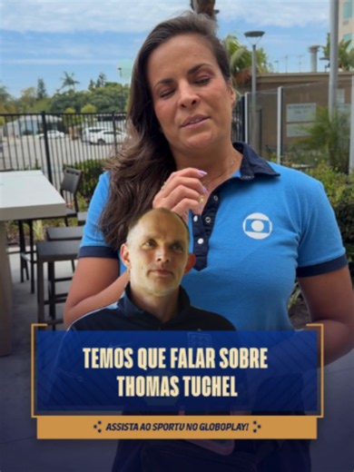 UM PLOT TWIST ALEMÃO NA INGLATERRA! 🏴󠁧󠁢󠁥󠁮󠁧󠁿 Na primeira Copa à frente da Inglaterra, Thomas Tuchel levou a equipe até a semifinal. Com personalidade forte e decisões que geraram bastante debate ao longo da campanha, o treinador colocou a Inglaterra entre as quatro melhores seleções do mundo. O resultado veio, mas o desempenho da equipe dividiu opiniões do início ao fim. #CopaNaGlobo #ViveNaGente #CopaDoMundo #ThomasTuchel #Inglaterra