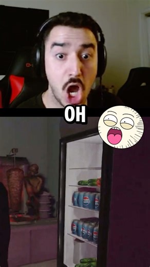 Why is he creeping?!😅